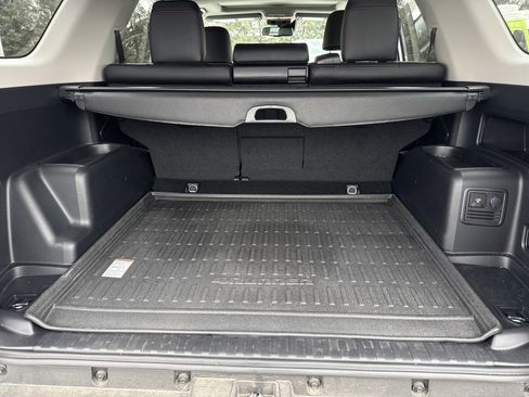 Used 2024 Toyota 4Runner TRD Off-Road Premium image 11