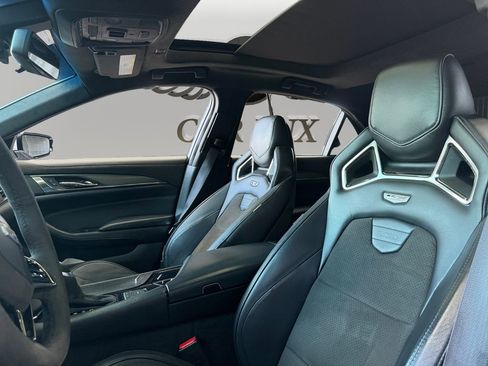 Used 2017 Cadillac CTS V w/ Carbon Fiber Package image 9