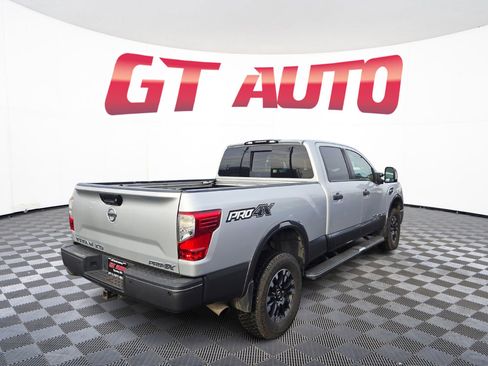 Used 2017 Nissan Titan PRO-4X w/ Pro-4x Convenience Package image 6