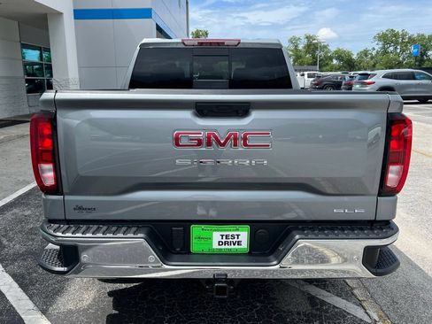 New 2026 GMC Sierra 1500 SLE w/ Preferred Package RWD image 6