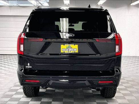 Used 2025 Ford Expedition Tremor AWD/4WD image 5