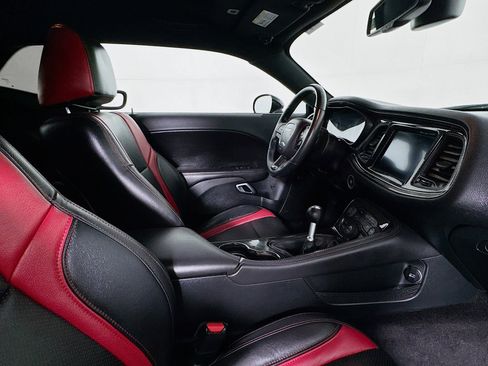 Used 2018 Dodge Challenger R/T w/ Blacktop Package RWD image 36