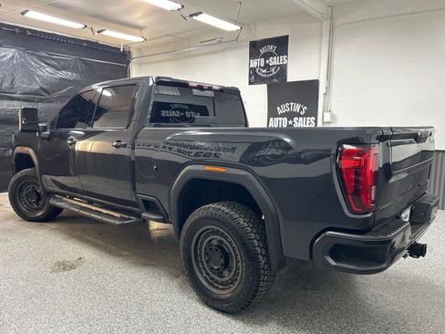 Used 2020 GMC Sierra 3500 AT4 w/ AT4 Premium Package AWD/4WD image 4