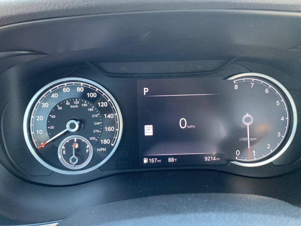 Certified 2026 Genesis G70 2.5T RWD image 24