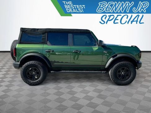 Used 2023 Ford Bronco Wildtrak image 4