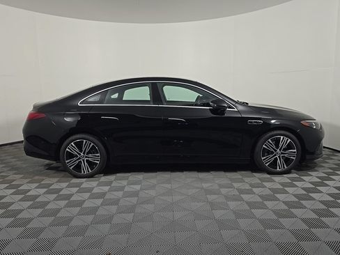 Used 2026 Mercedes-Benz CLA 350 w/ Winter Package image 8