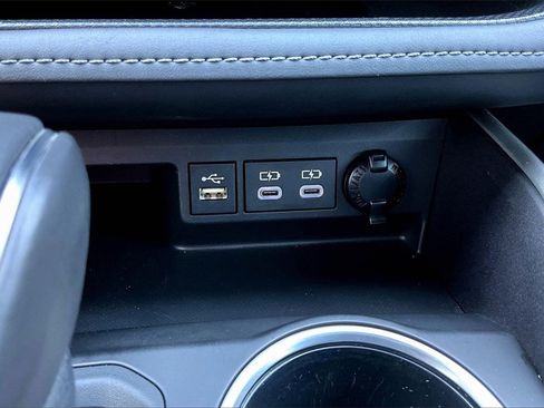 Used 2023 Toyota Highlander XSE image 29