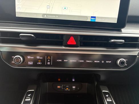 Used 2025 Kia Sorento EX w/ Panoramic Sunroof Package FWD image 32