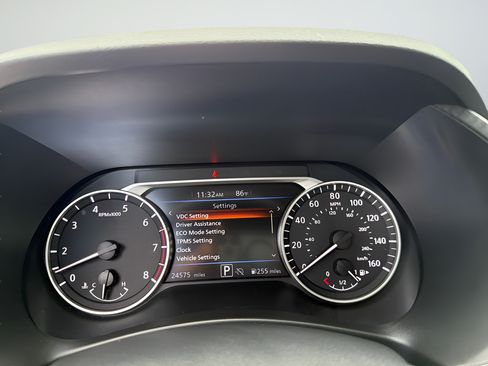 Certified 2025 Nissan Sentra SV FWD image 31