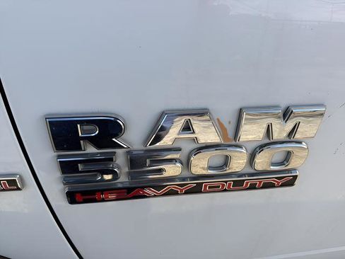 Used 2018 RAM 5500 Tradesman w/ Power & Remote Entry Group image 7