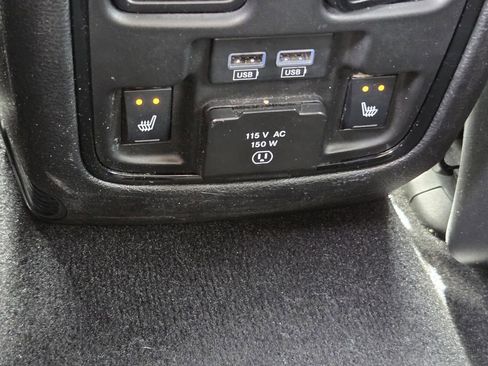 Used 2024 Dodge Durango R/T AWD/4WD image 13