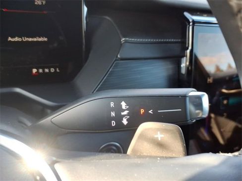 Used 2024 GMC Acadia Elevation image 23