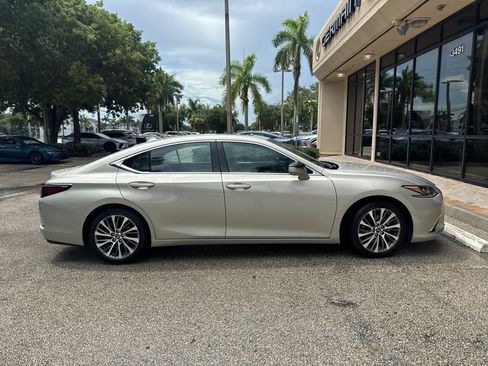 Certified 2020 Lexus ES 350 w/ Premium Package FWD image 4