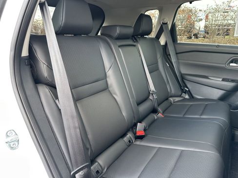 Used 2026 Nissan Rogue SV w/ SV Premium Package image 32