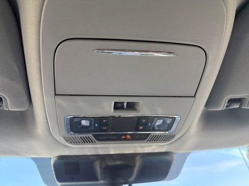 Used 2022 Ford F150 Lariat w/ Trailer Tow Package AWD/4WD image 27