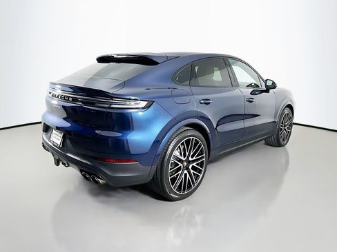 Used 2026 Porsche Cayenne image 9