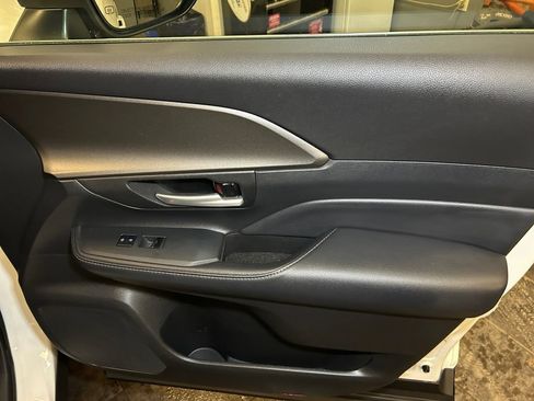 Used 2024 Toyota Grand Highlander AWD image 19