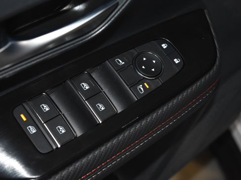 New 2026 Nissan Kicks SR w/ SR Premium Package image 4