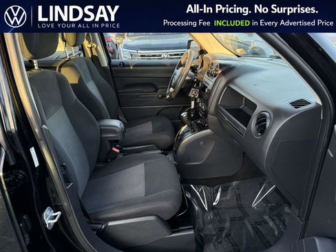 Used 2015 Jeep Patriot Sport w/ Tire & Wheel Group image 12