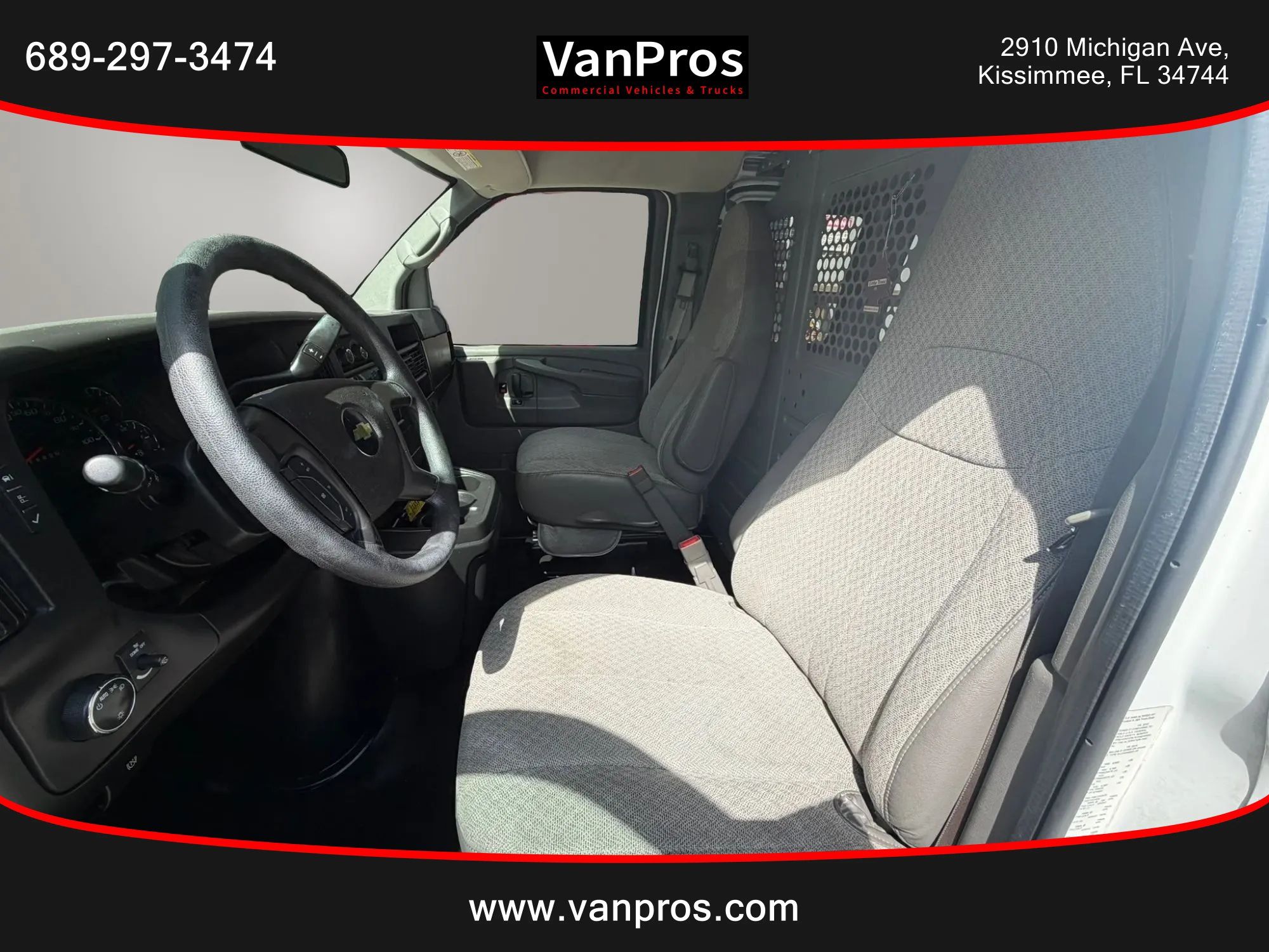 Used 2015 Chevrolet Express 2500 RWD image 9