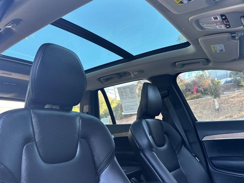 Certified 2024 Volvo XC90 T8 Plus w/ Protection Package Premier AWD/4WD image 19