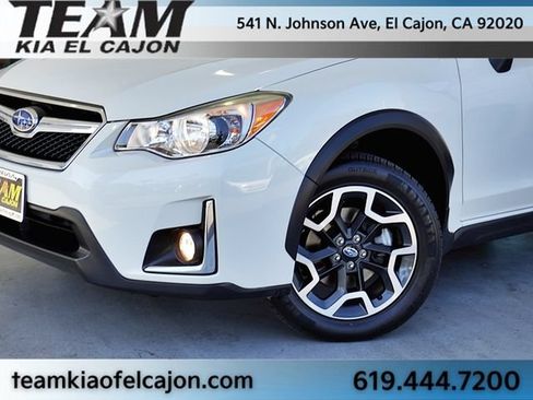 Used 2017 Subaru Crosstrek 2.0i Limited AWD/4WD image 3