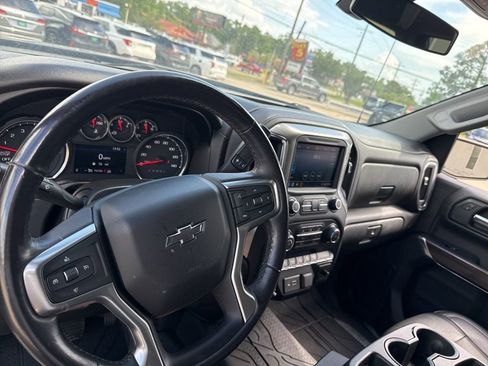 Used 2019 Chevrolet Silverado 1500 LT Trail Boss AWD/4WD image 8