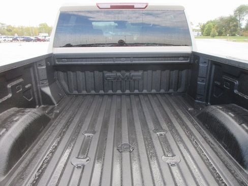 New 2026 GMC Sierra 2500 SLE w/ SLE Value Package; image 7