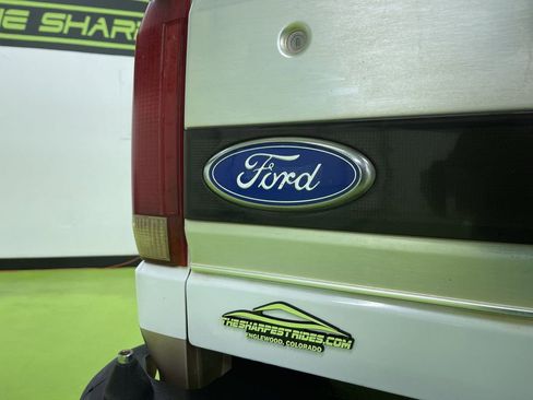 Used 1996 Ford Bronco XLT image 13