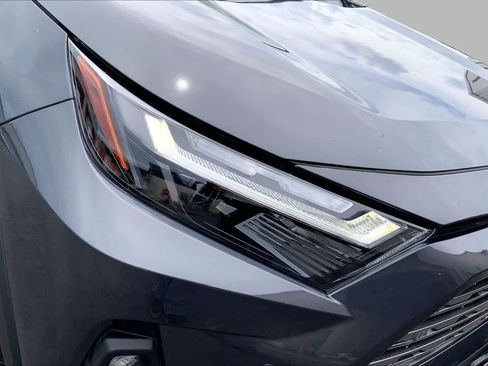Used 2025 Toyota RAV4 Limited FWD image 28