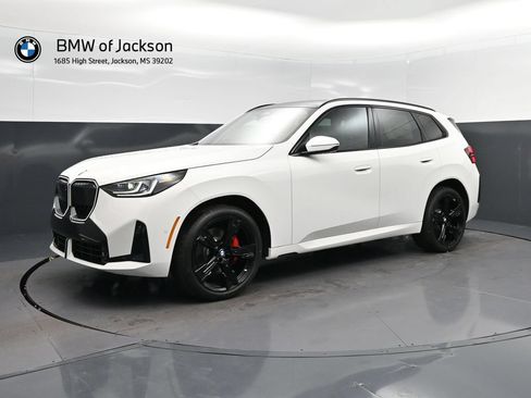 New 2026 BMW X3 xDrive30i w/ Premium Package AWD/4WD image 3