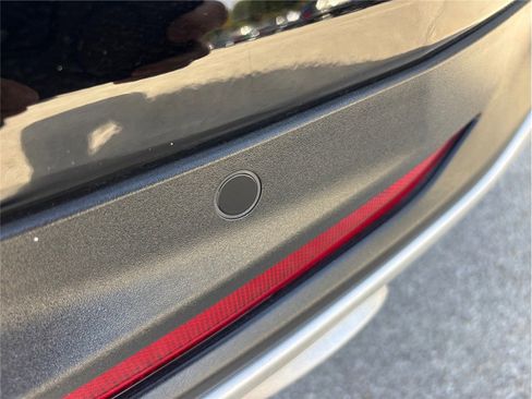 Used 2023 Chevrolet Blazer LT w/ Driver Confidence Package image 15