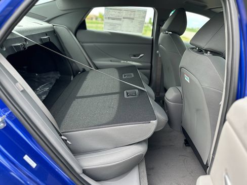 New 2025 Hyundai Elantra Sport w/ Cargo Package image 24