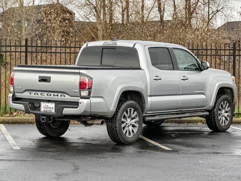 Used 2023 Toyota Tacoma Limited image 4