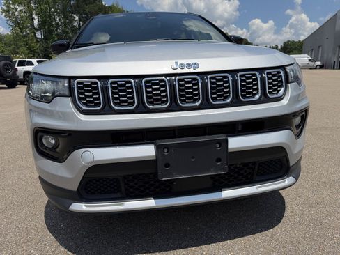 Certified 2025 Jeep Compass Limited AWD/4WD image 23