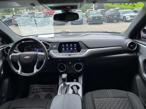Used 2021 Chevrolet Blazer LT FWD image 14