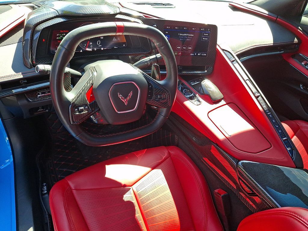Used 2020 Chevrolet Corvette Stingray Preferred Cpe w/ 2LT Preferred Equipment Group RWD image 2