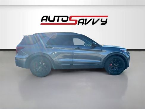 Used 2022 Ford Explorer ST w/ Equipment Group 401A image 8