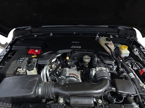 Used 2020 Jeep Wrangler Unlimited Rubicon image 18