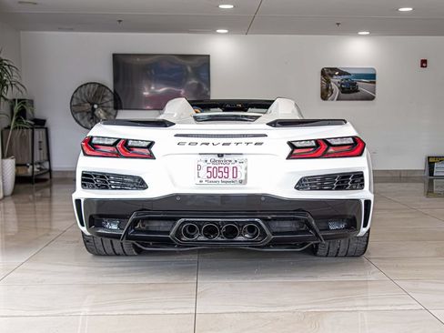 Used 2024 Chevrolet Corvette Z06 w/ Stealth Interior Trim Package RWD image 14