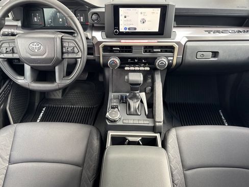 Certified 2025 Toyota Tacoma SR5 image 12