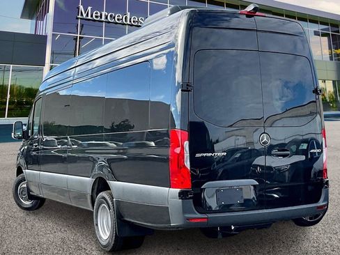 New 2025 Mercedes-Benz Sprinter 4500 image 3