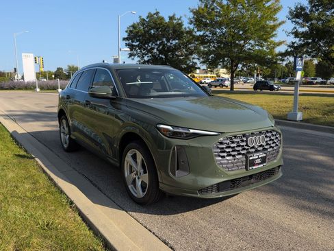 New 2025 Audi Q5 Premium Plus image 28