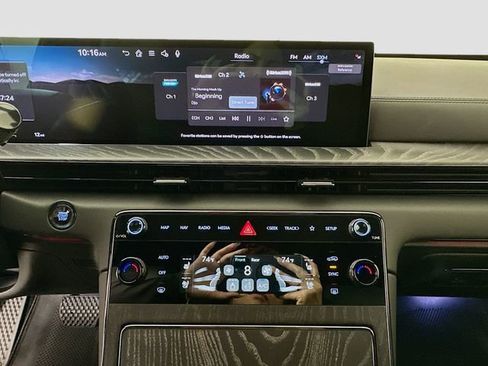 New 2026 Genesis GV80 3.5T Prestige image 11