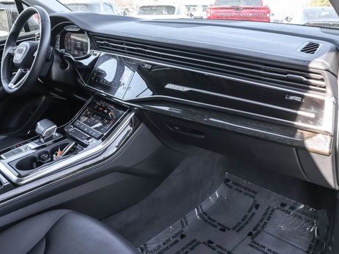 Used 2024 Audi Q7 3.0T Premium Plus image 39