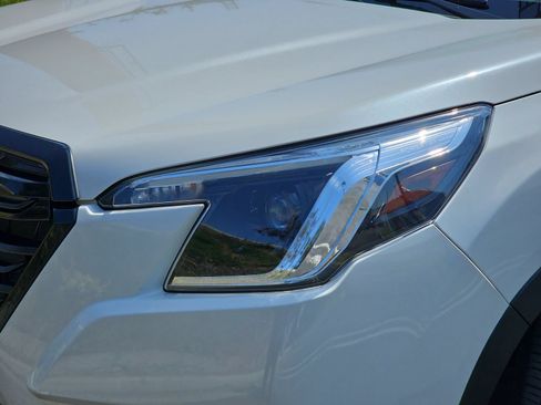 Certified 2024 Subaru Forester Premium AWD/4WD image 32