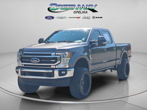 Used 2022 Ford F250 Lariat w/ Lariat Ultimate Package AWD/4WD image 3