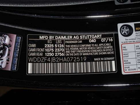 Used 2017 Mercedes-Benz E 300 image 30
