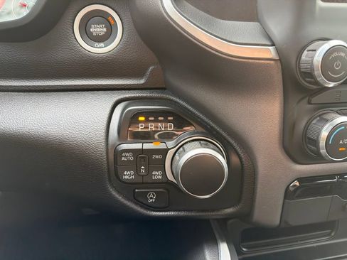 Used 2020 RAM 1500 Big Horn AWD/4WD image 19