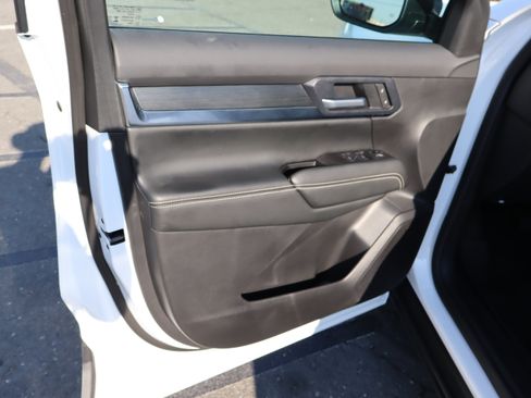 Used 2025 GMC Terrain Elevation AWD/4WD image 15